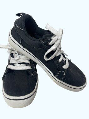 Black Sneakers sz 4 Wonder Nation Black canvas Tennis Shoes